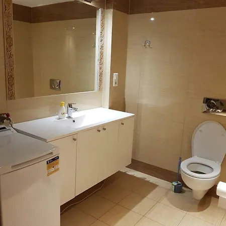 Apartman Cosy, Modern Near The Center *